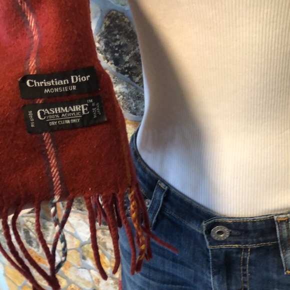 Christian Dior 🧣